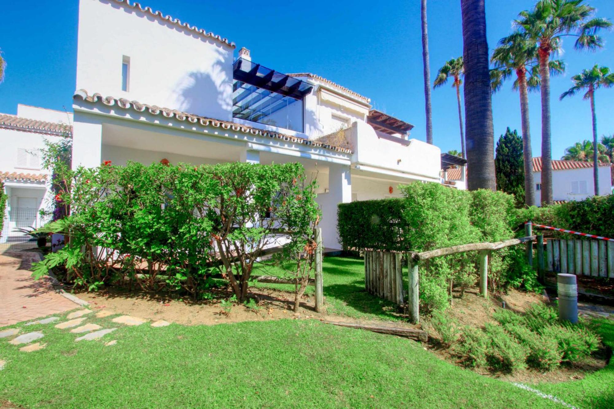 1176 Beach Front 2 Pools Bahia Marbella Kültér fotó