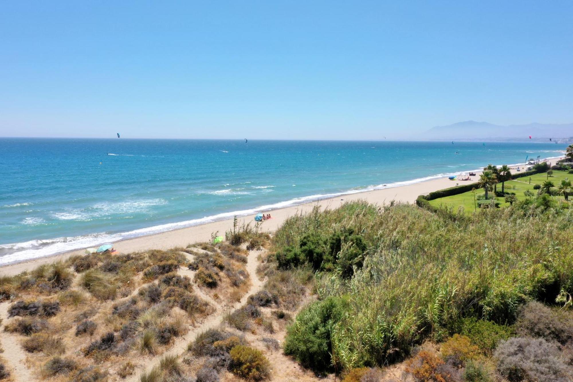 1176 Beach Front 2 Pools Bahia Marbella Kültér fotó